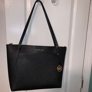 Michael Kors Tote
